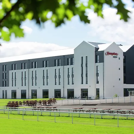 Hampton By Hilton Hamilton Park-2