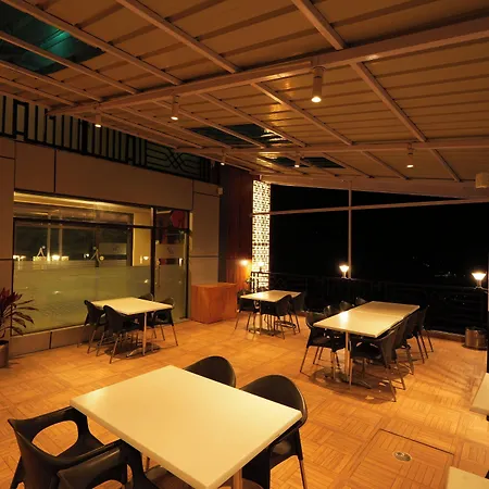 Hotel Bella Heights-3