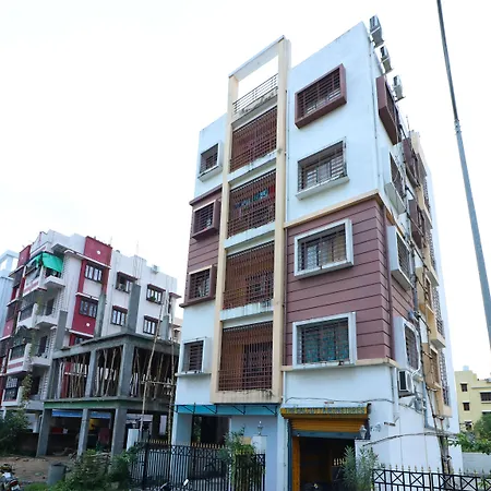 Oyo 7111 Fanindra Guest House-3