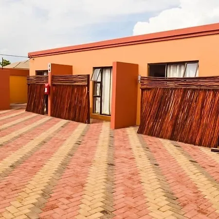 Thavhani Guest House-2