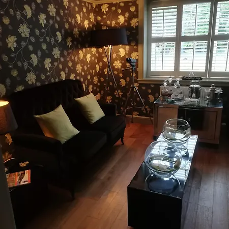 Brucefield Boutique B&B-3