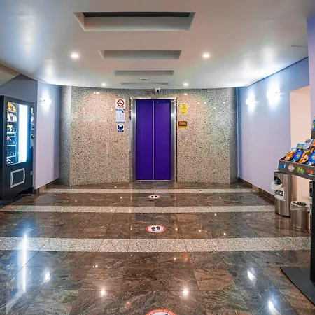 Hotel Embassy-2