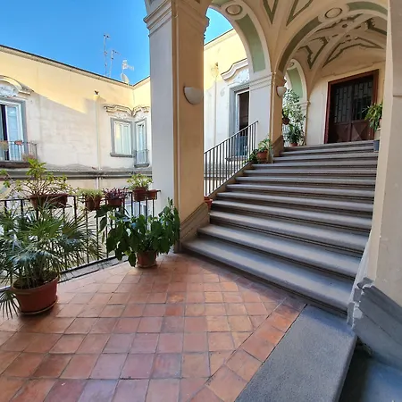 The Spanish Palace, Suites, Rooms, Apartments & Terraces-2