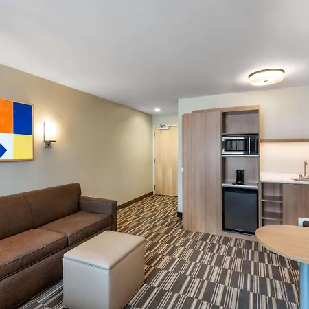 Microtel Inn & Suites By Wyndham Farmington-2