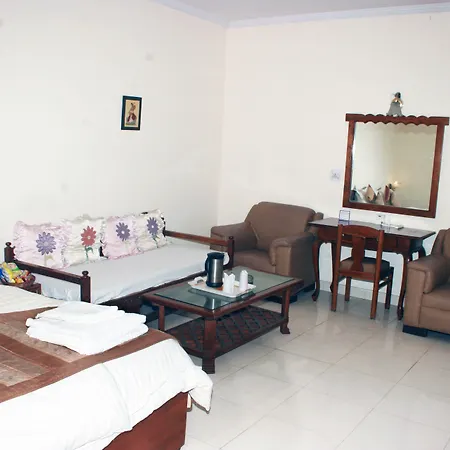 Trevon Inn Karol Bagh, New Delhi-3