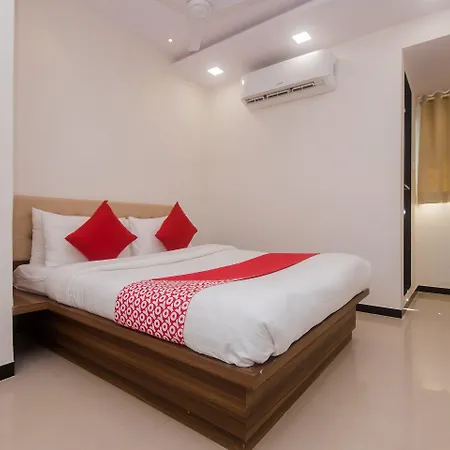 Oyo 23259 Hotel Galaxy Inn-3