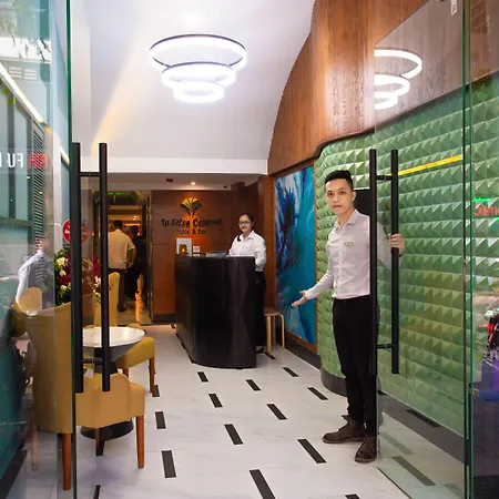 Hanoi La Selva Central Hotel & Spa-2