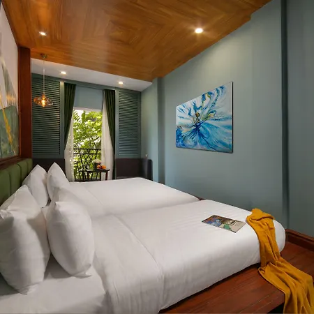 Hanoi La Selva Central Hotel & Spa-2