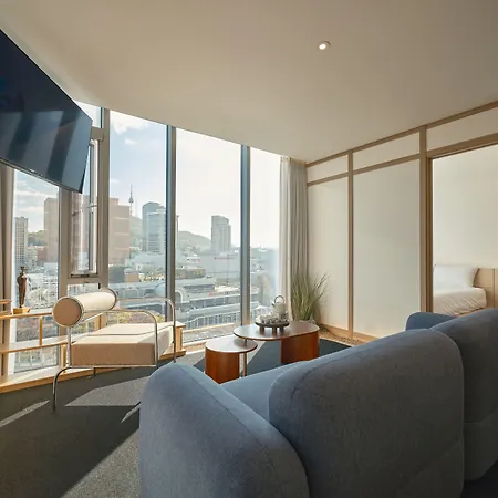 Uh Suite The Seoul-2