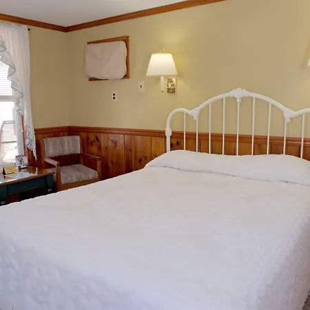 Myer Country Motel-3
