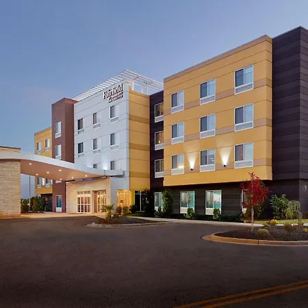 Fairfield Inn & Suites Locust Grove I-75 South-2
