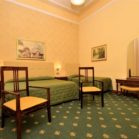 Grand Hotel Plaza & Locanda Maggiore-3