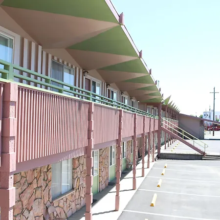 Dreamers Lodge-2