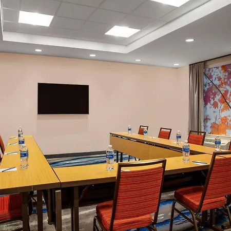 Fairfield By Marriott Inn & Suites Harrisburg West/Mechanicsburg-2