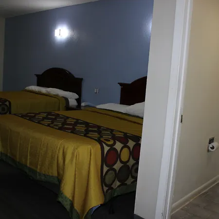 Relax Inn Canton-2