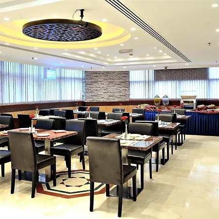 Signature Inn Deira - Free Parking-3