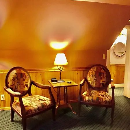 Arden Forest Inn-2