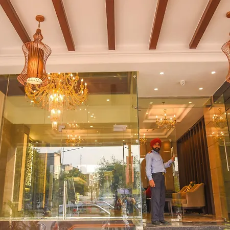 Bharawan Clarks Inn Express-2