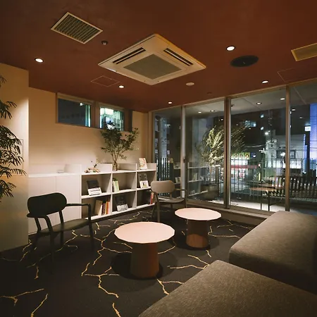 Landabout Tokyo-3