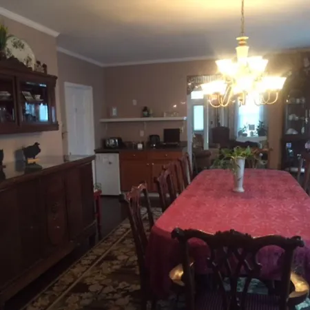 Bath Avenue House-2