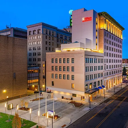 Hilton Garden Inn Flint Downtown-3