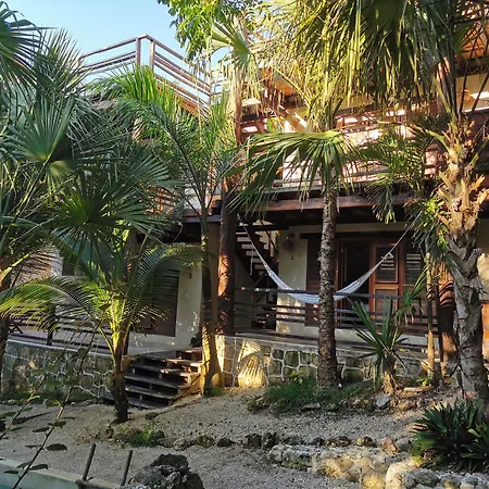 Hotel Buenavista Bacalar Jungle Experience-3