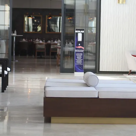 Ramada By Wyndham Izmir Aliaga-3