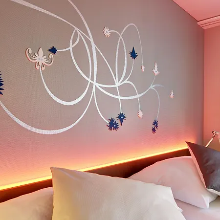 Boutique Hotel By Continental Park-3