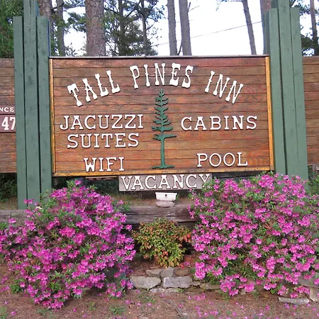 Tall Pines Inn-3