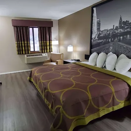 Super 8 By Wyndham Paris-3