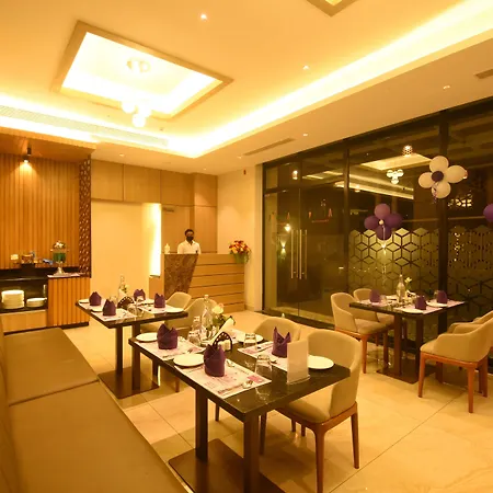 Emerald Clarks Inn Suites-2