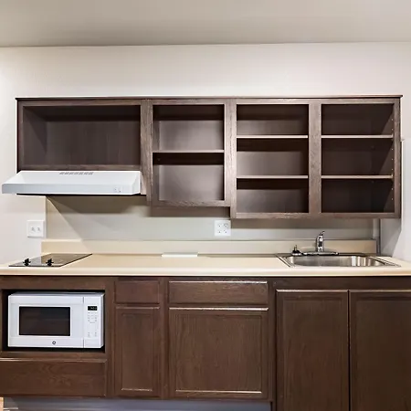 Woodspring Suites Toledo Maumee-2