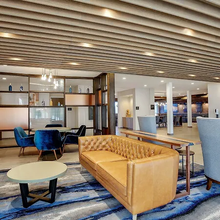Fairfield Inn & Suites Bardstown-2