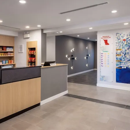 Towneplace Suites By Marriott West Kelowna-2