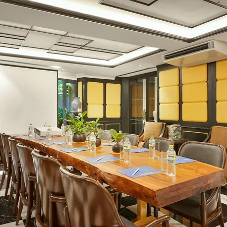 The Oriental Jade Hotel-3