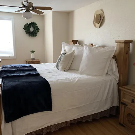 Schmitz Bed & Breakfast-3