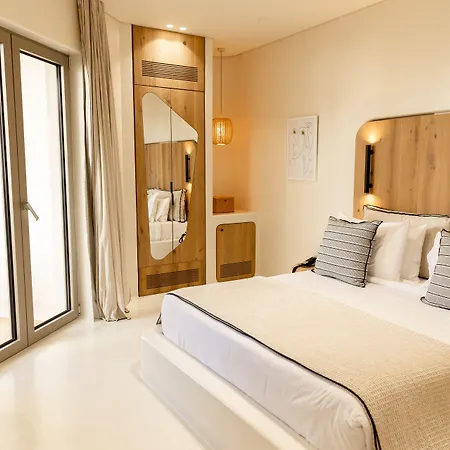 White Pebble Suites-2