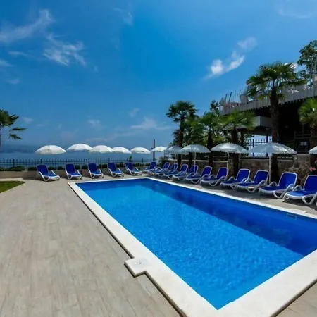 Hotel Domino-2