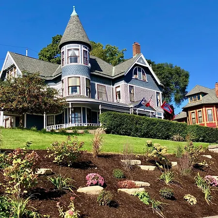 The Hancock House Bed & Breakfast Inn-2