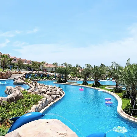 Centara Mirage Resort Mui Ne-3