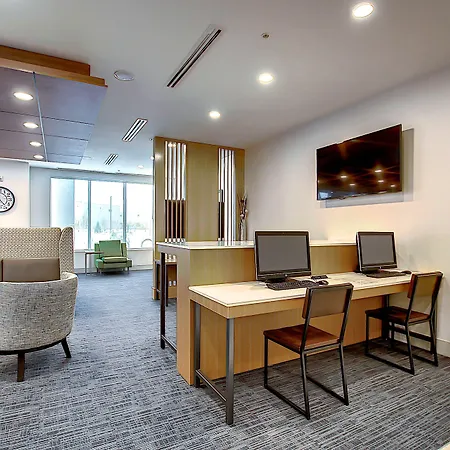 Holiday Inn Express & Suites - Calgary Airport Trail Ne By Ihg-3
