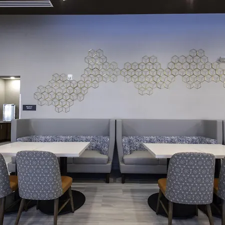 Comfort Suites Greenville Airport-3