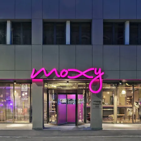 Moxy Bucharest Old Town-3
