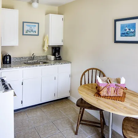 Sesuit Harbor House-3