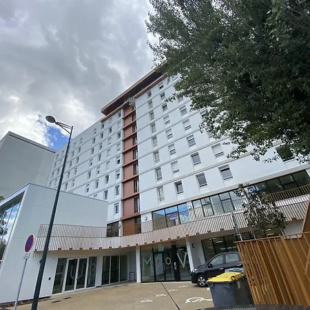 Moov'Appart Hotel Clichy-2