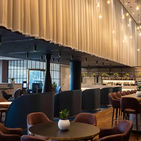 Oval Hotel At Adelaide Oval-3
