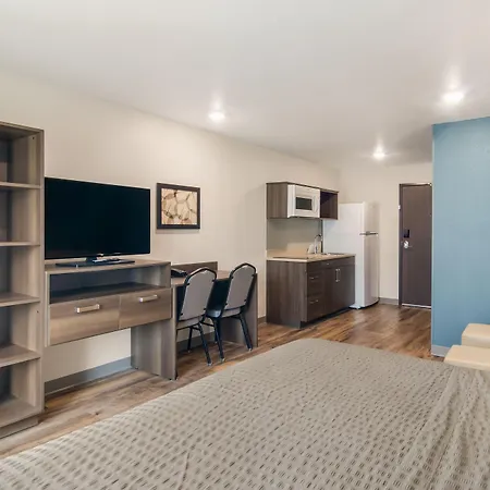 Woodspring Suites Thornton-North Denver-2