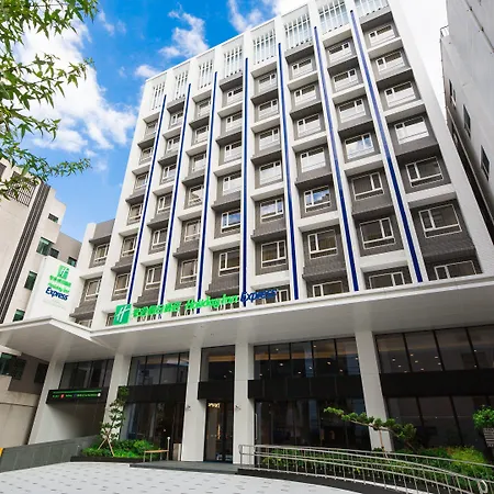 Holiday Inn Express Taichung Fengchia By Ihg-3