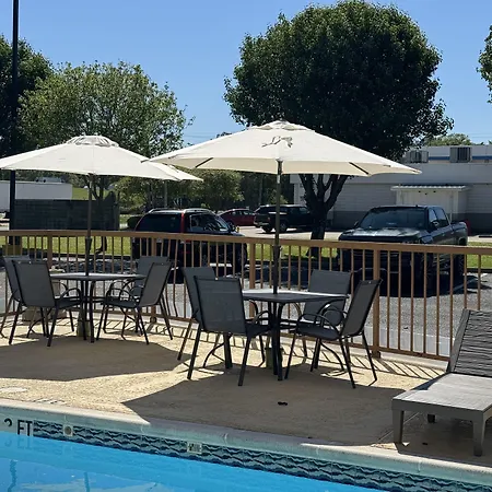 Red Roof Inn Moss Point-3