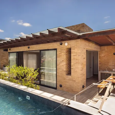 Cassa Luxury Homes-3